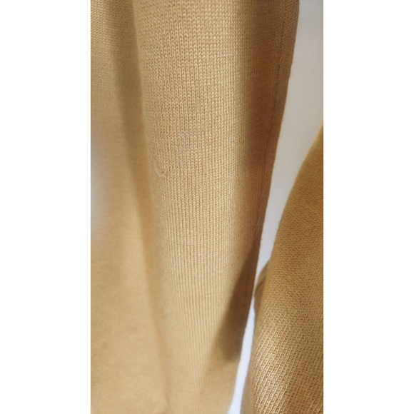 🆕Mustard Knit Turtleneck Sweater - Picture 7 of 7